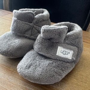 UGG Soft Gray Infant Booties like-NEW